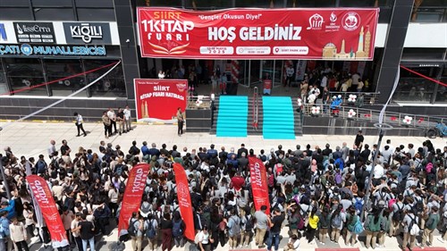 11. GELENEKSEL SİİRT KİTAP FUARI, KİTAPSEVERLERE KAPILARINI AÇTI