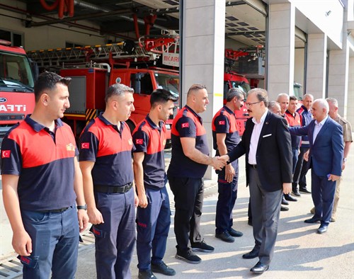 BAYRAM COŞKUSU GÖREV BAŞINDAKİ PERSONELLE PAYLAŞILDI!